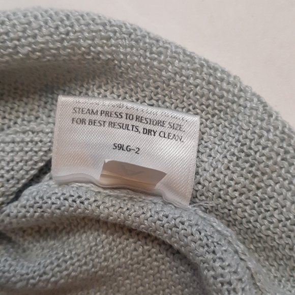 Eileen Fisher Linen top. Light Green Color. Size M - Picture 5 of 8